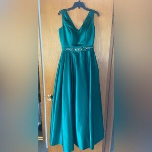 Emerald Green Prom Dress
